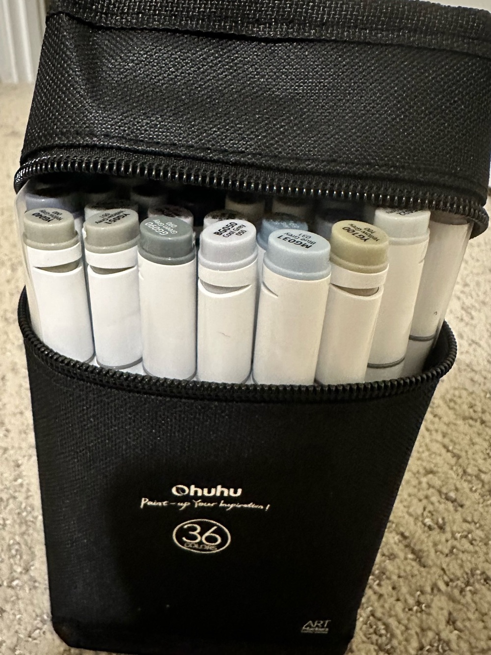 Ohuhu Oahu 36 Grey-Tone Colors Alcohol Markers Set, Dual Tips Broad & Fine